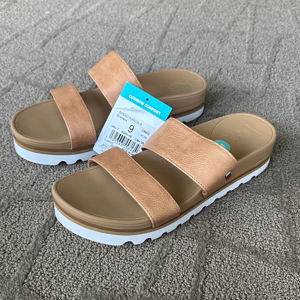 Reef women’s banded horizon high Sandals NWT